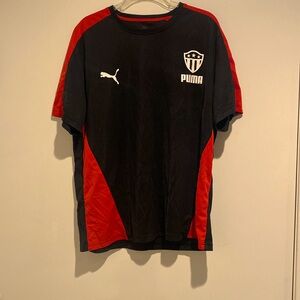 Men’s Puma soccer team jersey size XL